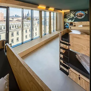 https://jojoe.vienna-besthotels.com